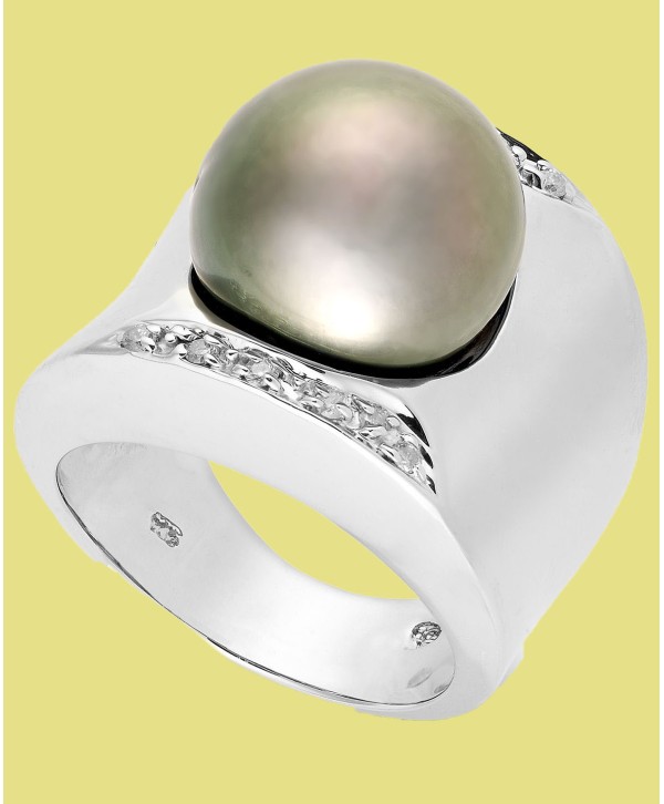 Tahitian Pearl (13mm) and Diamond (1/8 ct) Ring